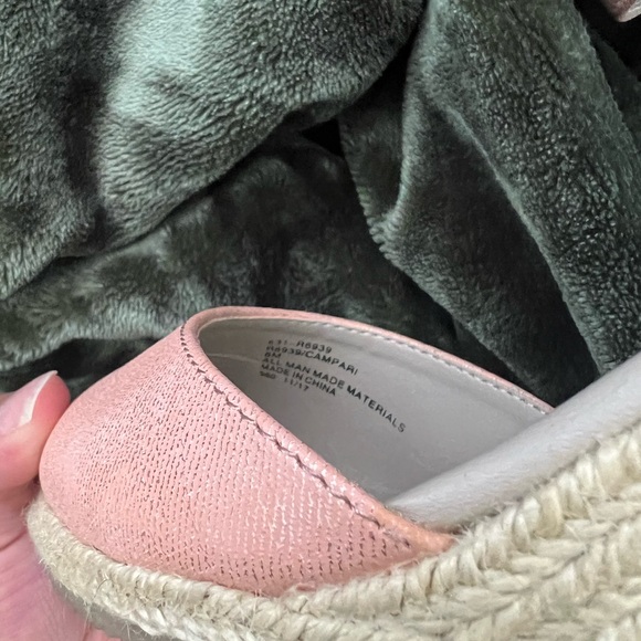 Rialto Women's Campari Espadrille Wedge - Picture 7 of 7